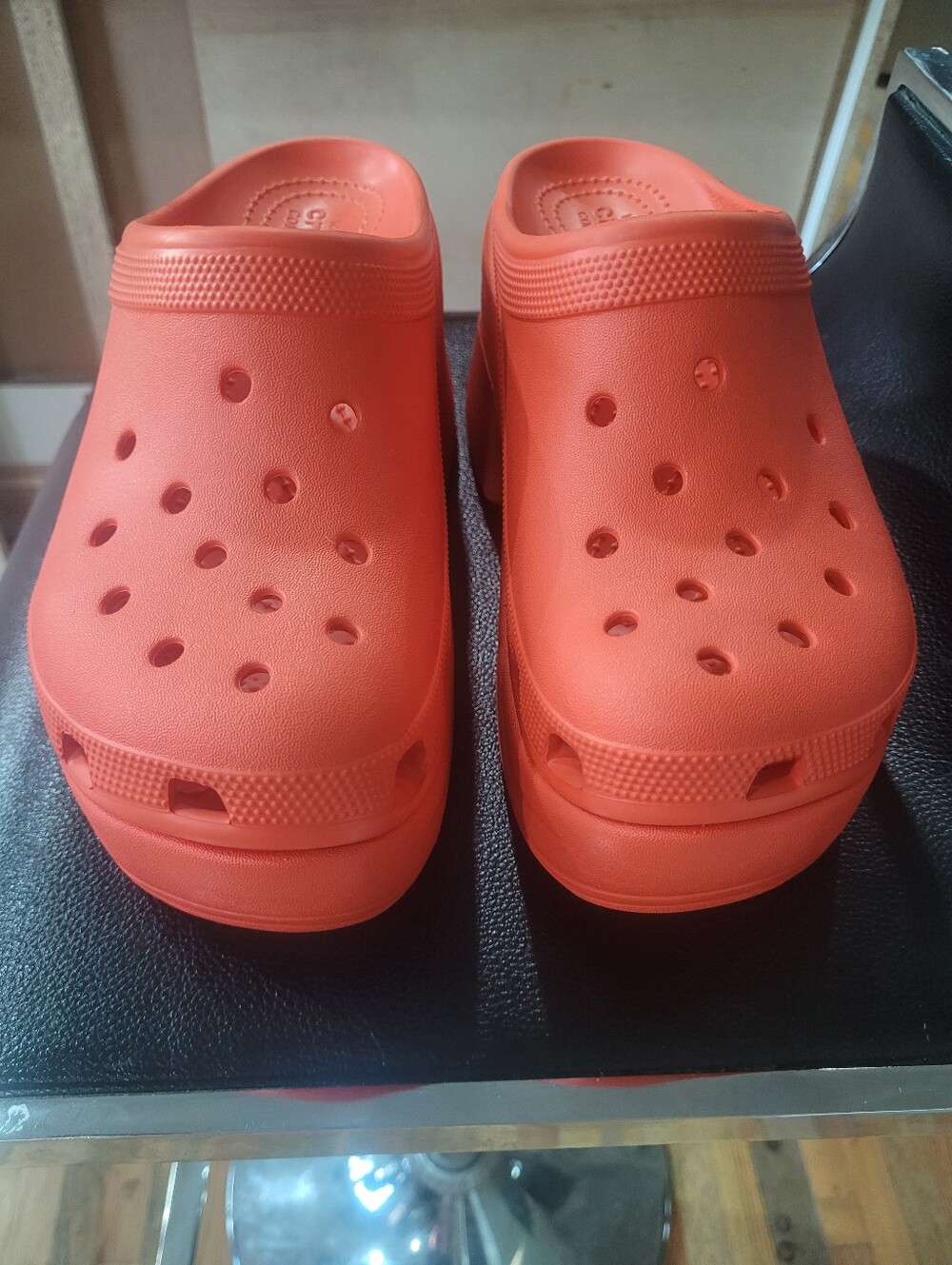New Crocs Siren Platform Clogs in Lava Orange,Women's 8 - Picture 9 of 15